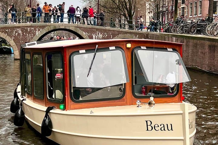 Private Electric Canal Cruise in Amsterdam — The Sweet Spot Tour photo 5
