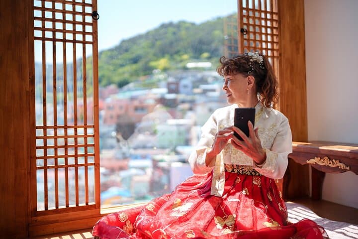 Private Full-Day Busan Tour: Coastal Temples, Markets & Hidden Villages photo 2