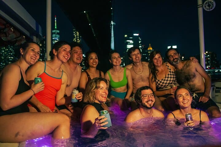 Private Hot Tub Boat Around NYC: Soak, Sail, and See the Statue photo 2