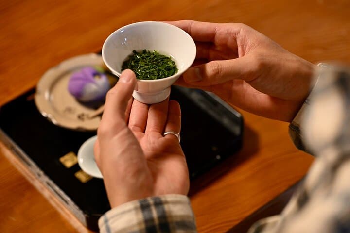 Mt Fuji Cultural Private Tour — Shizuoka Sake, Shrines & Tea photo 5