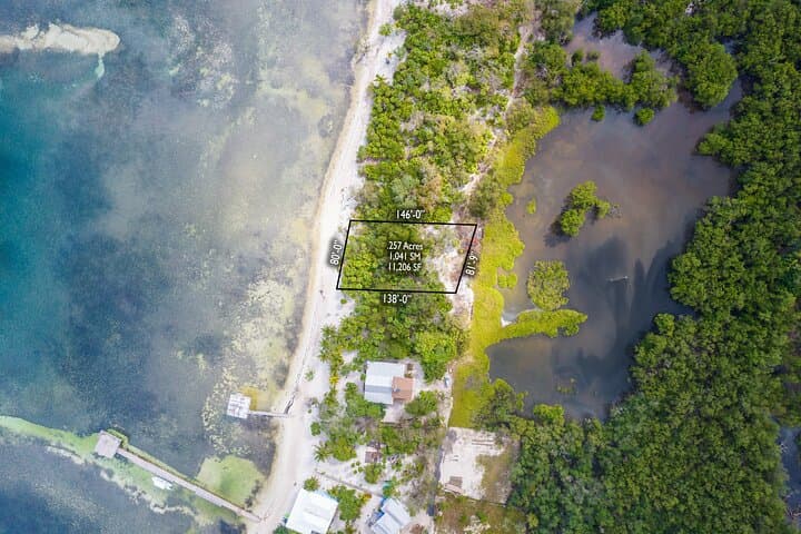 Roatán Real Estate Discovery Tour — Private Island Property Viewings & Sightseeing photo 6