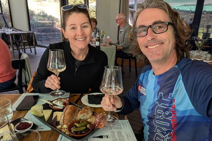 Self-Guided E‑Bike Winery Tour in the Adelaide Hills: Belair to Mount Lofty