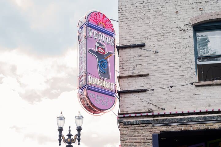 Weird and Wicked Portland Walking Tour — Scandals, Stories & Voodoo Doughnuts photo 2