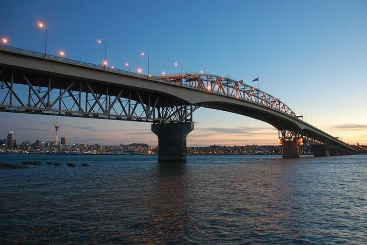 Half-Day Auckland City Sightseeing: Mount Eden, Viaduct & Hauraki Gulf Views photo 2