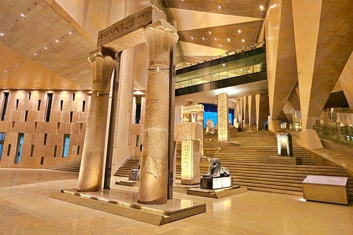 Cairo Layover Tour: Pyramids, Egyptian Museum & Khan El-Khalili photo 4