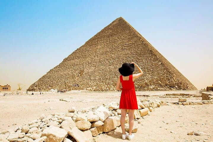 Cairo Layover Tour: Pyramids, Egyptian Museum & Khan El-Khalili photo 6