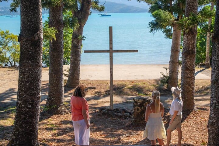 Airlie Beach Sightseeing Explorer: 3-Hour Whitsunday Highlights & Lookouts photo 3