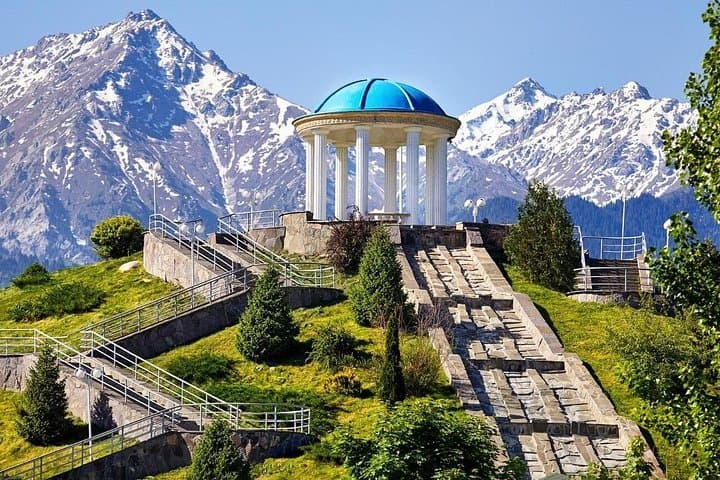 Almaty to Shymbulak: Private Day Tour to Medeu High-Altitude Rink & Mountain Gondola photo 5