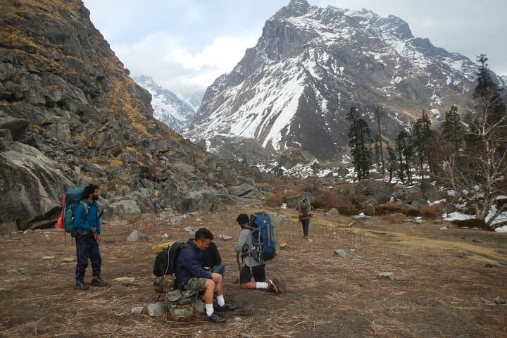 Harkidun-Trek-Explore-the-Authentic-Himalayas photo 5