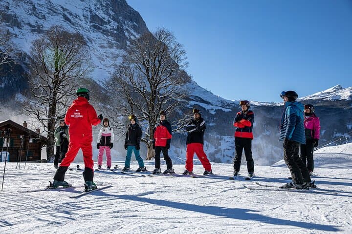 Beginner Ski Lesson at Bodmi Arena — Afternoon Package from Interlaken