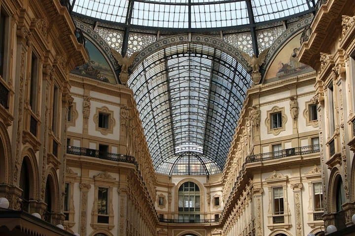 Explore Milan with a Local: Private Walking Tour of Duomo, Brera & Navigli photo 1
