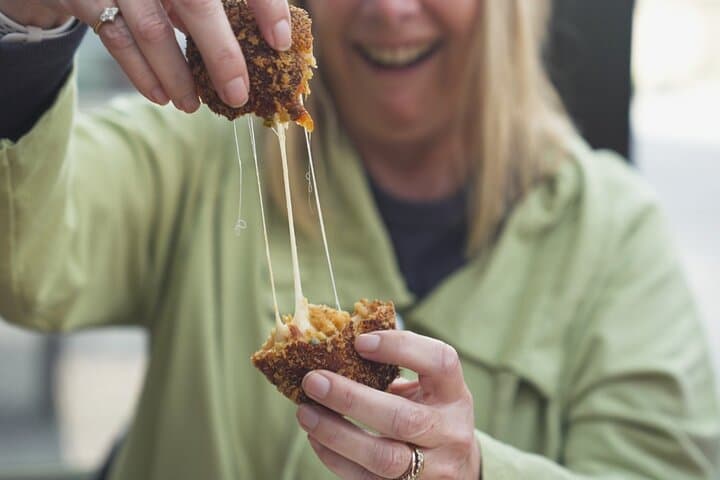 Harrogate Guided Food Tour: 6-Stop Walking Tasting Experience