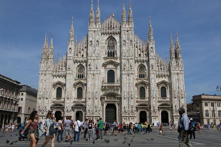 Explore Milan with a Local: Private Walking Tour of Duomo, Brera & Navigli photo 2