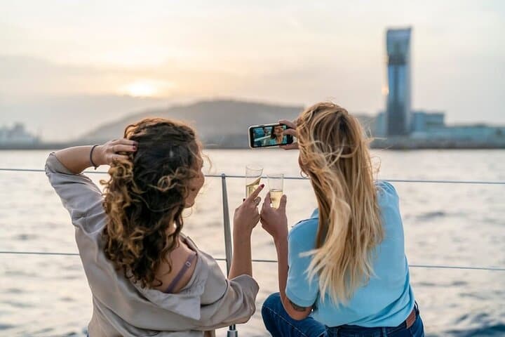 Sunset Sailing in Barcelona: Port Olímpic Yacht Cruise with Cava and City Views photo 5