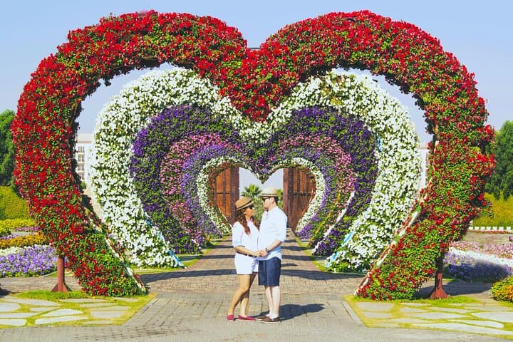 Dubai Miracle Garden Skip-the-Line Tickets with Private Transfers — Plan Your Visit photo 2