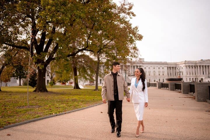 Private Washington DC Photoshoot: Capture the National Mall and Cherry Blossoms photo 6