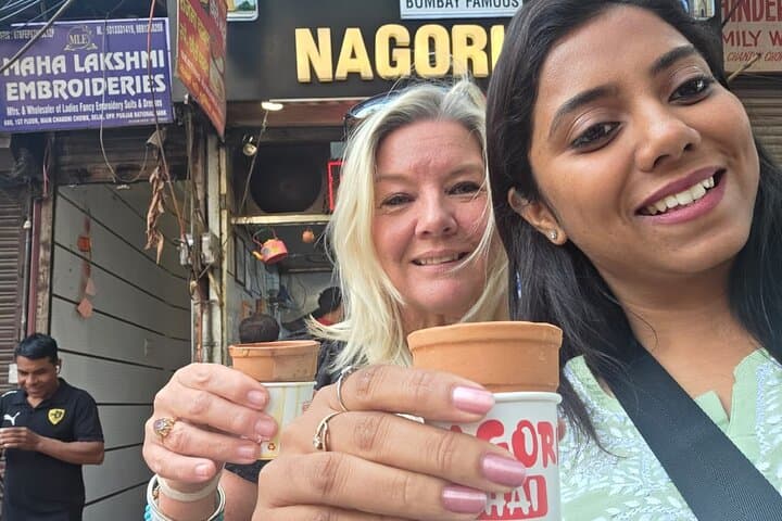 New and Old Delhi Private Day Tour with Female Guide — Rickshaw Ride, Monuments & Markets