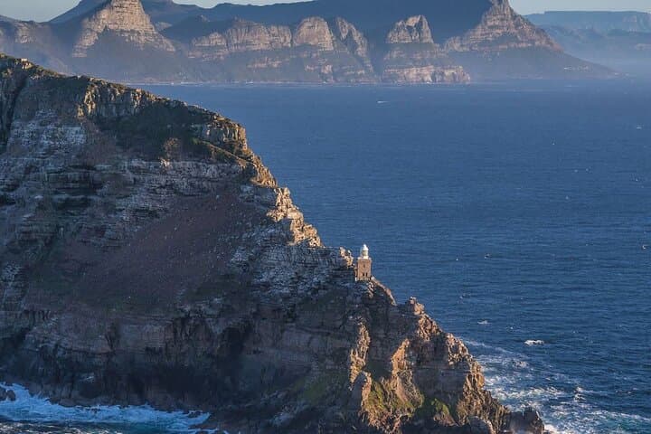 Cape Town City and Coast Helicopter Tour — Table Mountain & Atlantic Views photo 4