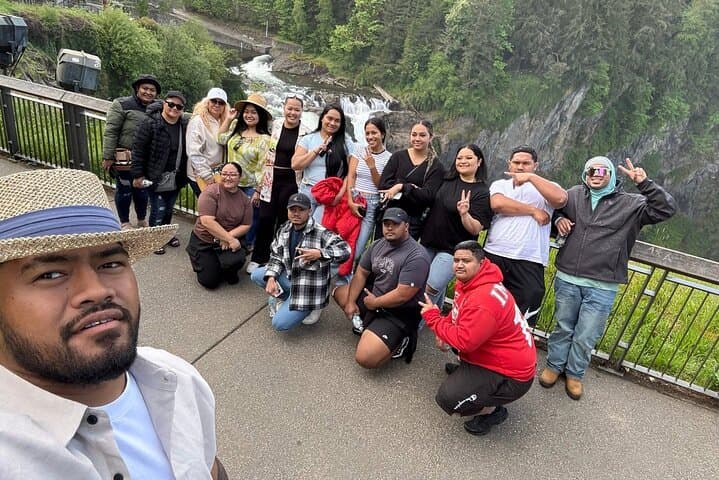 Snoqualmie Falls VIP Tour: Private 3–4 Hour SUV & Sprinter Van Excursion photo 3