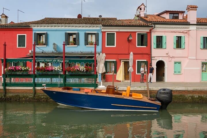 Burano & Murano: Gatto Nero Trattoria and Murano Glassworks Tour