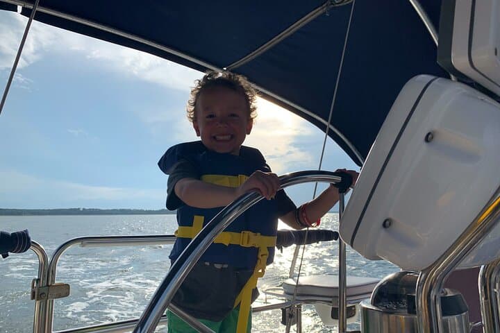 Hilton Head Island Afternoon Dolphin Sail — Small-Group Wildlife & Hands-On Sailing photo 6