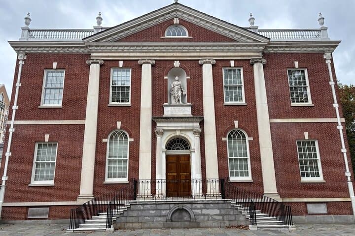 Accessible Revolutionary Philly: Quiet Morning Walking Tour for Visitors with Sensory Needs photo 2