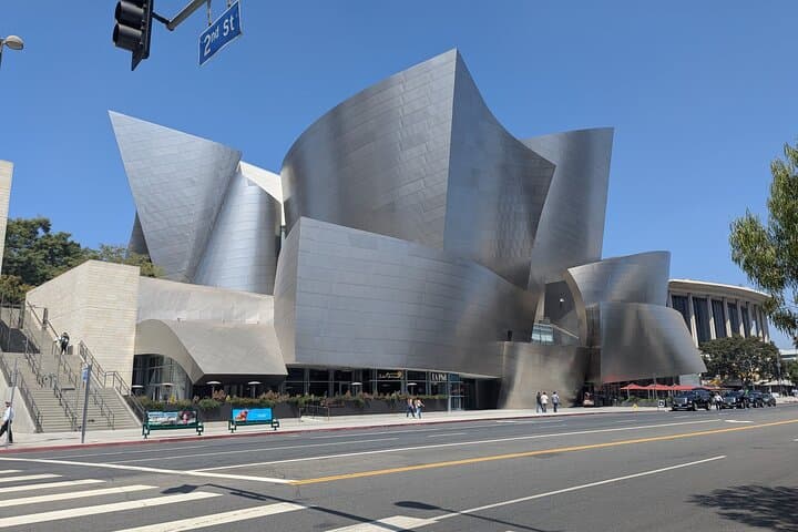 Downtown Los Angeles Walking Tour: Historic Sights & Markets in 2 Hours