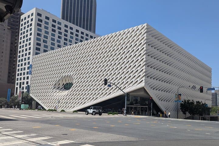 Downtown Los Angeles Walking Tour: Historic Sights & Markets in 2 Hours photo 2