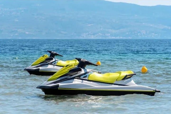 Jet Ski the Dubai Coastline: Ride Past the Burj Al Arab from Kite Beach photo 3