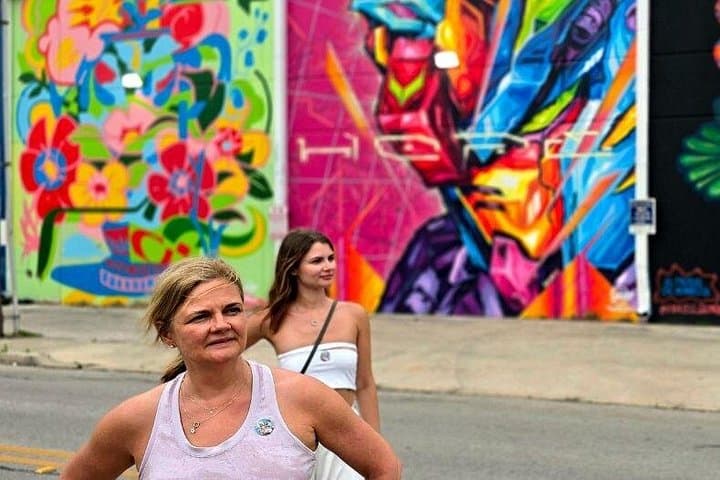 San Antonio Mural Walking Tour: Step Into the Art and East Side Stories photo 1