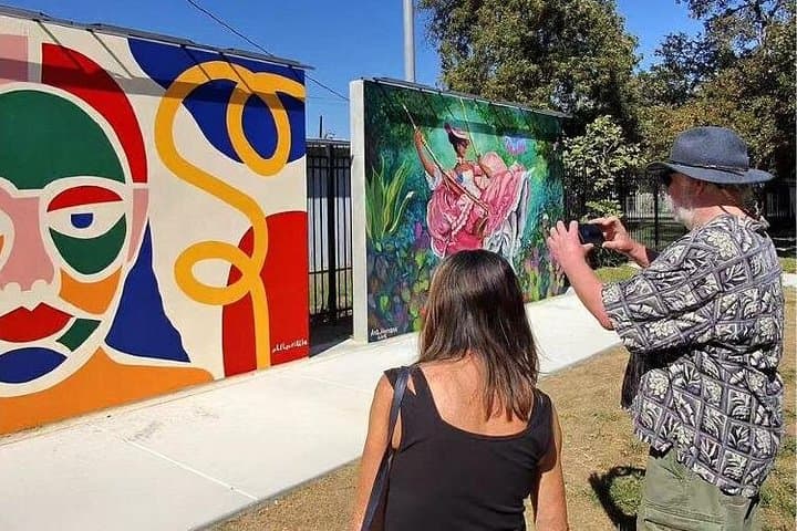 San Antonio Mural Walking Tour: Step Into the Art and East Side Stories photo 3