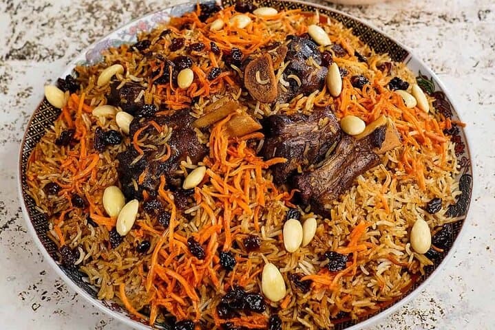 Muscat City Tour: Guided Highlights with Pickup & Free Lunch photo 2