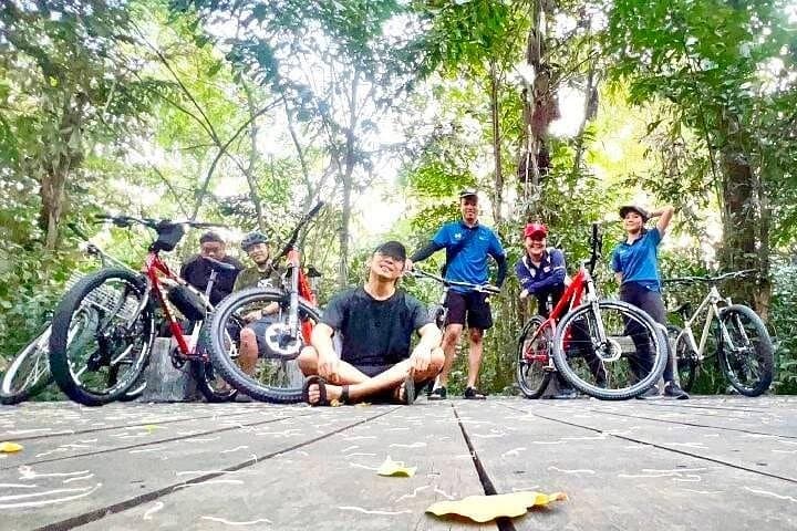 Bangkok Hidden Oasis: Bang Krachao Cycling Tour & River Boat Ride photo 4