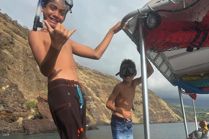 Private Kealakekua Bay Snorkel Charter — Custom Zodiac from Kailua‑Kona photo 2