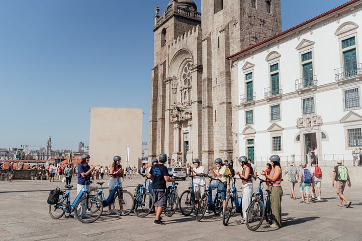 Porto Highlights E-Bike Tour: 3-Hour Guided City Ride photo 6