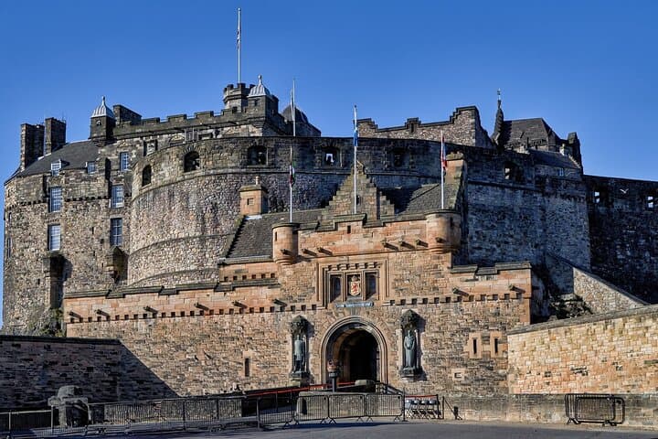 Edinburgh Castle Express Guided Tour: 1-Hour Highlights & Entry Ticket