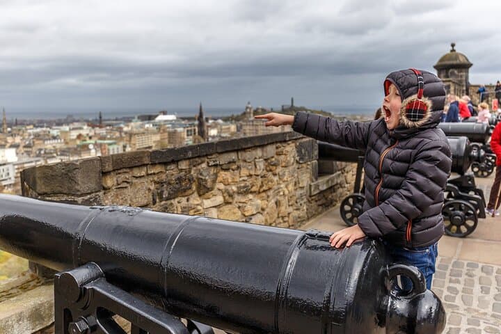 Edinburgh Castle Express Guided Tour: 1-Hour Highlights & Entry Ticket photo 2