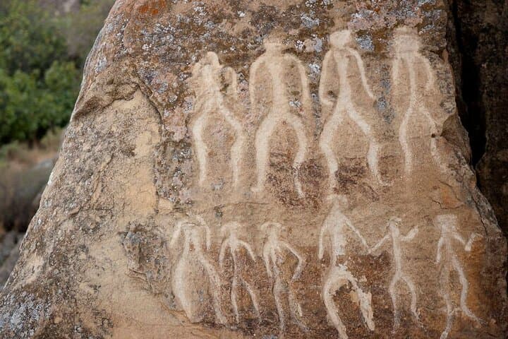Gobustan and Absheron Day Tour: Mud Volcanoes, Petroglyphs & Burning Mountain photo 5