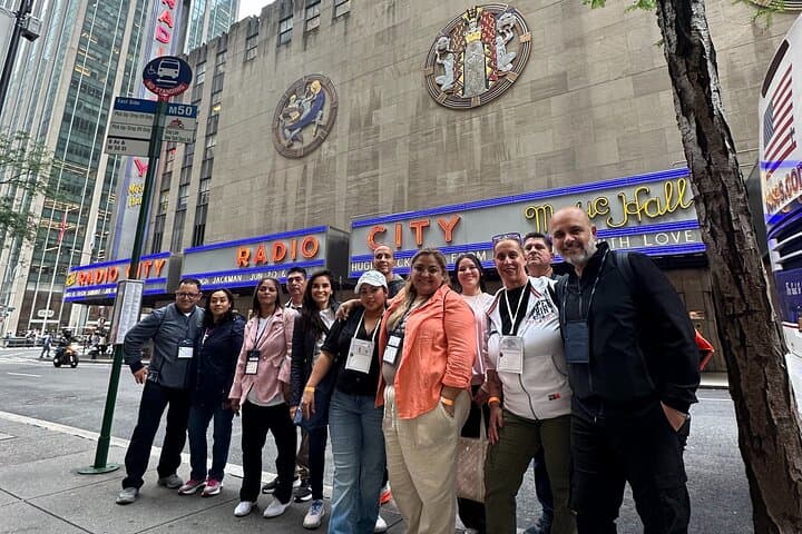 Midtown Manhattan Walking Tour: Explore NYC's Iconic Architecture photo 2