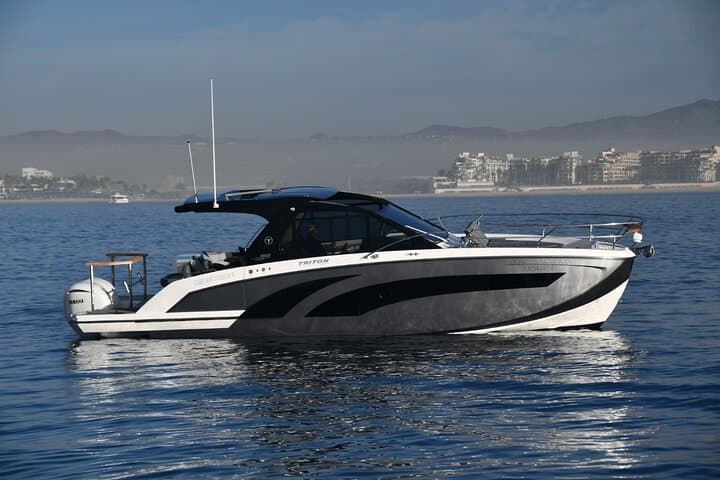 Private 3-Hour Snorkel and Sunset Yacht Charter in Cabo — Doses & Mimosas photo 3