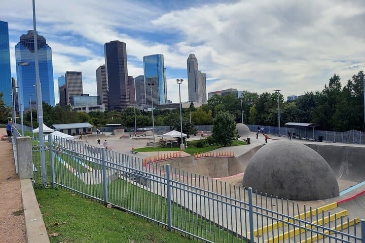 Houston Adventure Tour: Biking, Scooters & Food Hopping around Buffalo Bayou photo 6