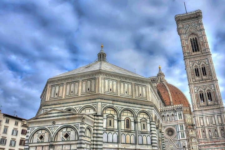 Heart of Florence Walking Tour: Guided 90-Min City Stroll with Audio Guide photo 3