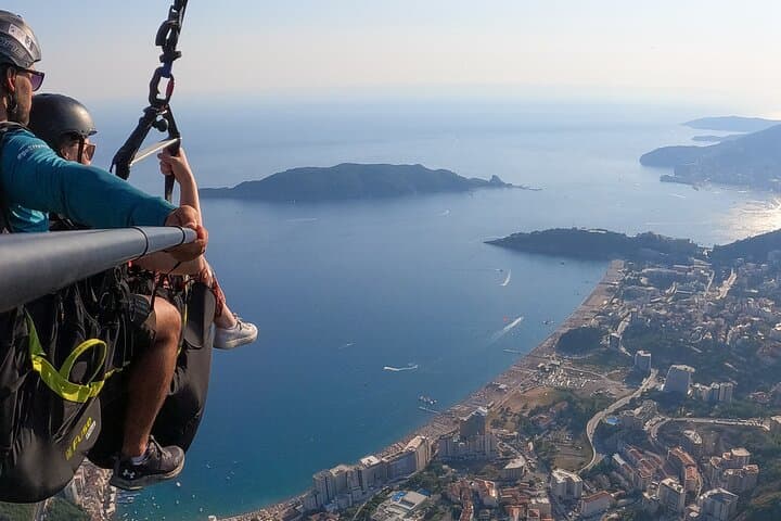 Paragliding Over Bečići Beach — Tandem Flight with Certified Pilot in Budva photo 5