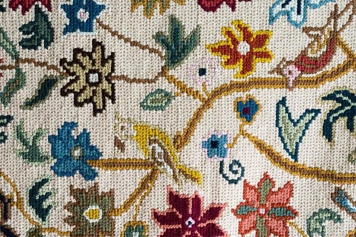 Day Trip from Évora: Private Walking Tour to Arraiolos and Arraiolos Rug Workshops photo 1