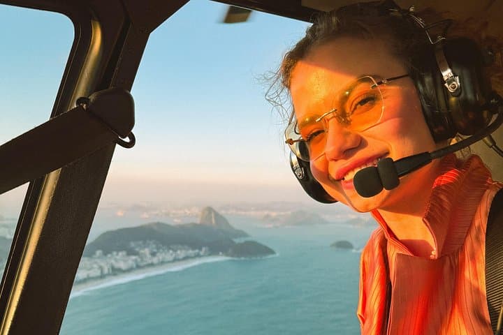 Helicopter Tour Over Rio de Janeiro: Christ the Redeemer & Sugarloaf Scenic Flight photo 2