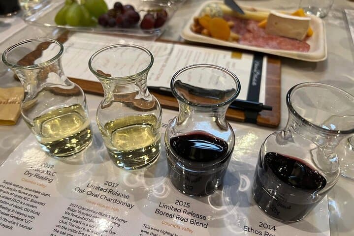 Snoqualmie Falls and Woodinville Wine Tour: Private Half-Day SUV or Van Excursion photo 4