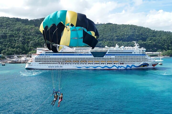 Parasailing Over Ocho Rios: Panoramic Coastal Flights in Jamaica photo 4