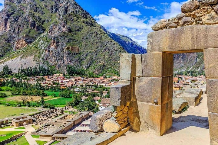 Sacred Valley One-Day Tour: Moray Terraces, Maras Salt Mines & Ollantaytambo photo 3