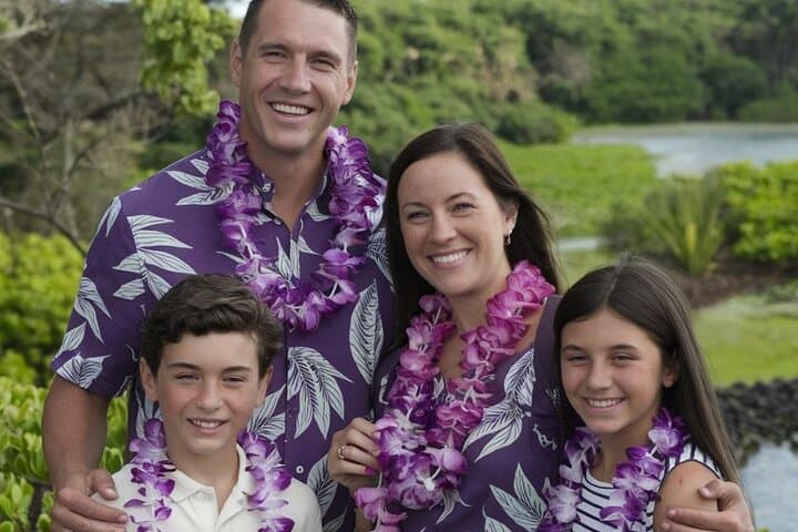 Private Lei Greeting Transfer from HNL to Waikiki — Smooth Arrival in Honolulu photo 2