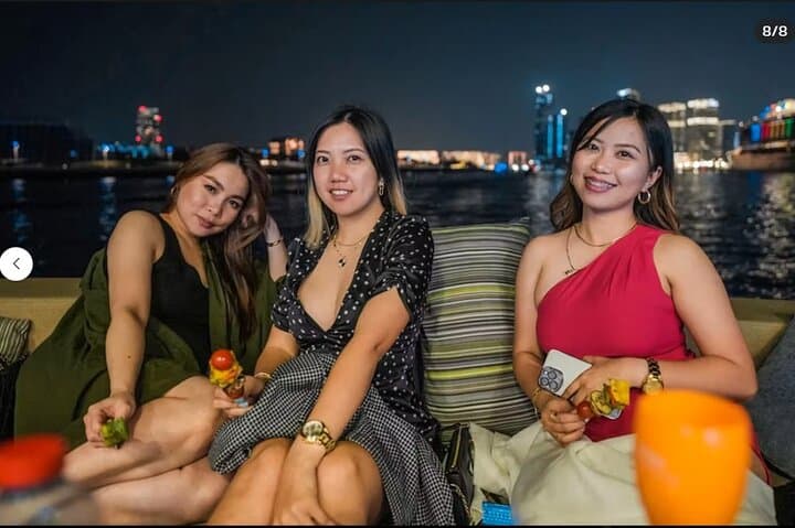 Dubai Marina Night Yacht Party: BBQ, Open Bar & Live DJ Cruise photo 4